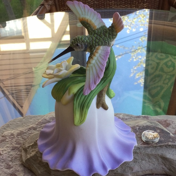 Other - Hummingbird bell